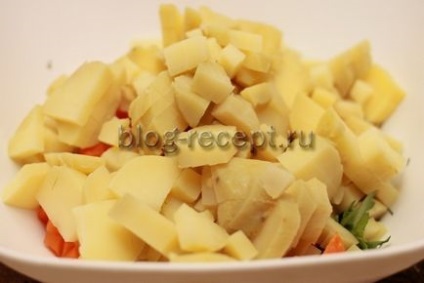 Salata din Moscova cu reteta clasica de pui