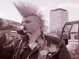 Stereotipurile cele mai ridicole despre punk, site-ul fan al unei trupe de punk este un gazon