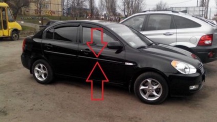 Зняття і установка захисного молдинга двері hyundai accent mc