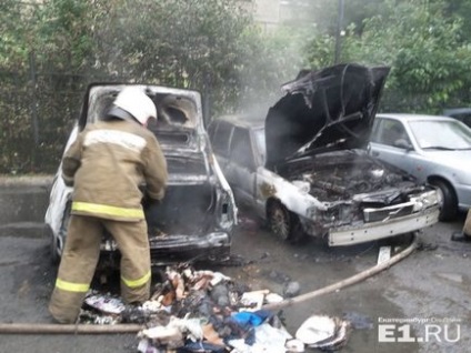 Ставте в гараж і чергуйте ночами в мерії Єкатеринбурга розповіли, як уберегти машину від підпалу