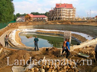 Constructii de iazuri si rezervoare