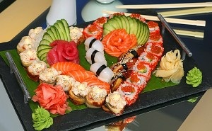 Sushi alapjául a japán konyha, japán népi színház - színház