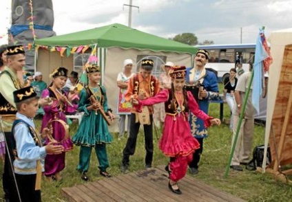 Tătarii siberieni, cultura și obiceiurile lor