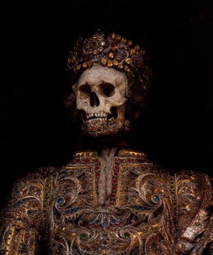 Таємниці католицької церкви дорогоцінні скелети перших християн