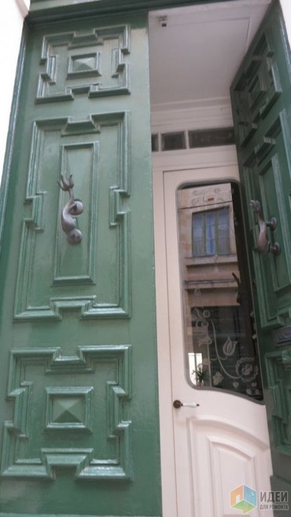 Тема дня - кольорові двері, ідеї для ремонту
