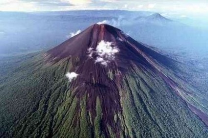 Топ-10 найбільш небезпечних вулканів в світі