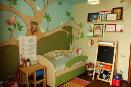 Trei moduri bugetare de a diversifica interiorul camerei pentru copii
