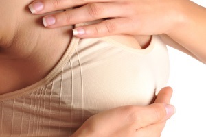 Види мастопатії молочних залоз у жінок як частіше виникає - в одних грудей або двостороння форма,