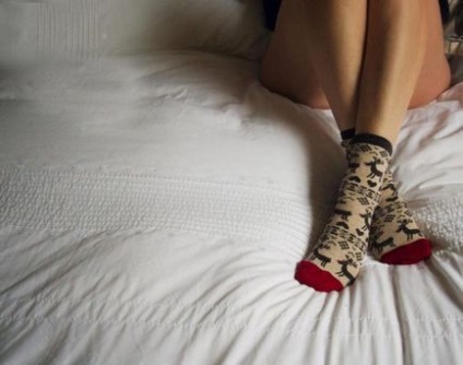 Ви спите в шкарпетках або без них відповідь багато про вас розповість