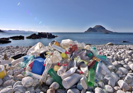 Opt modalități prin care puteți reduce consumul de plastic