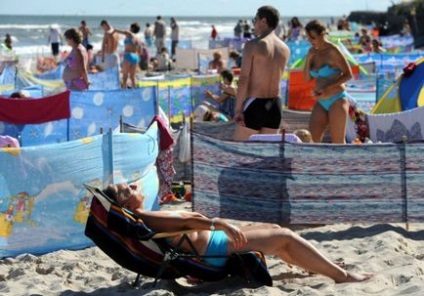 Ось що придумали поляки на балтійських пляжах ... як вам така ідея