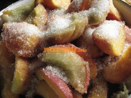 В'ялений персик - рецепт з фото, як приготувати в сушарці