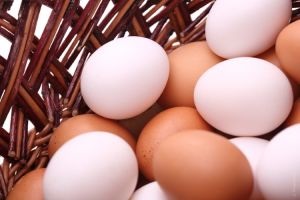 Mască de ou pentru riduri - cel mai bun elixir anti-îmbătrânire pentru diferite tipuri de față