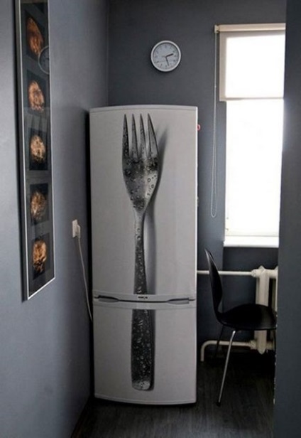Навіщо і чому декорують холодильник