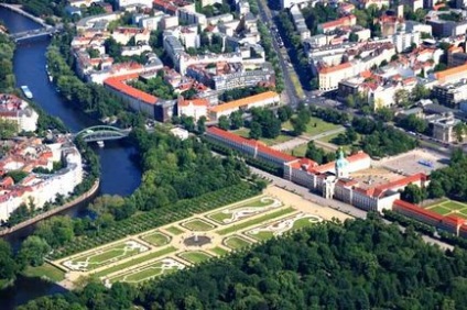 Castelul Charlottenburg din Berlin - frumusețea restaurată din cenușă