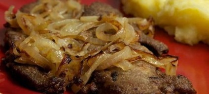 Fried ficat - rețete de pui, carne de porc, ficat de vită într-o tigaie