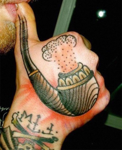 Mad tattoos - temă cool de artă, design și cultura vizuală