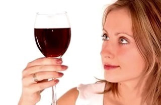 Ботокс »і алкоголь - чи можна пити і скільки можна вживати після уколів