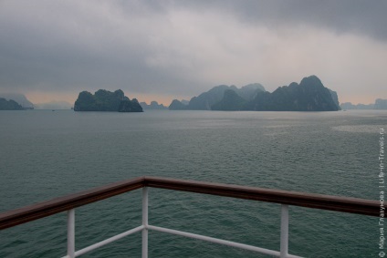 Halong Bay Vietnamban, vagy 5 ok, hogy látogasson el az új 7 csodája a természet