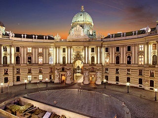 Palate și castele din Viena