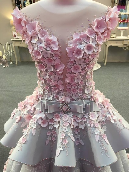Ez az elegáns esküvői ruha elrejti egy titkos, hogy nem mindenki veszi észre (ruha) Ez az elegáns esküvői ruha elrejti egy titkos, hogy nem mindenki észreveszi