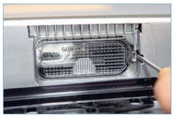 Ford focus 2 ліхтар підсвічування номера номерного знака хетчбек зняти заміна ремонт форд фокус 2