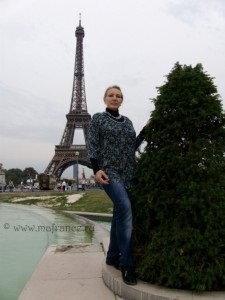 Фотографії Ейфелевої вежі і вас з нею, мoя франція