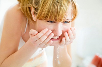 Igiena pielii feței - program de îngrijire a pielii de dimineață până seara