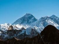 Everest (Chomolungma) - a legmagasabb hegy a világon