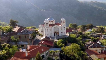 Munții Troodos (Cipru); sate, mănăstiri