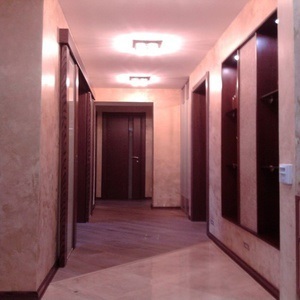 Грамотний вибір світильника для коридору (в передпокій) підбір форми, кольору, типу ламп для люстри або