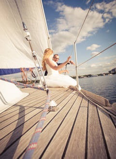 Вишукана весілля в стилі еко для максима і юлі пройшла в яхт-клубі, який був спеціально прикрашений