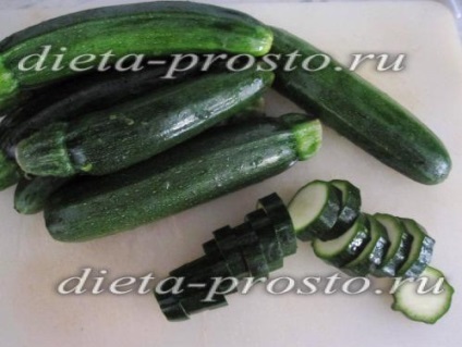 Zucchini fierte cu condimente