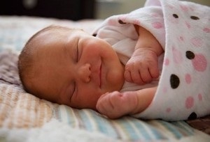 Cum și câte persoane vindecă buricul din zilele de numărătoare a nou-născuților