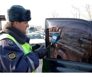 Як уникнути відповідальності за тонування стекол автомобіля