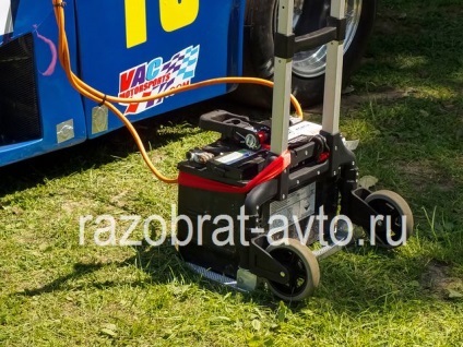 Як правильно заряджати не обслуговуються автомобільний акумулятор