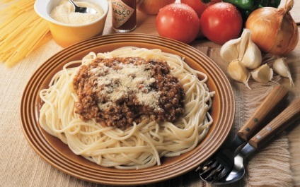 Cum să gătești spaghete cu carne tocată - gătire pas cu pas, rețetă reală, foto -