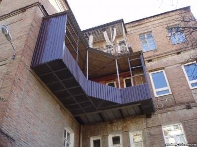 Cum să atașați un balcon într-o clădire de apartamente - 21 august 2014 - casa și teren cu mâinile lor