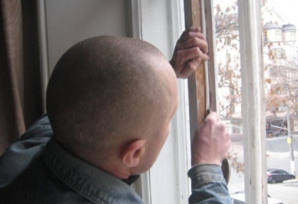 Як утеплити вікна на зиму своїми руками