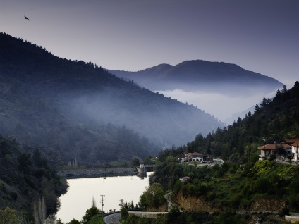 Munții Cipru troodos - natura cyprus - vile din Cipru - satele din Cipru - vizită în Cipru -