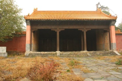 Китайські гробниці династії хв