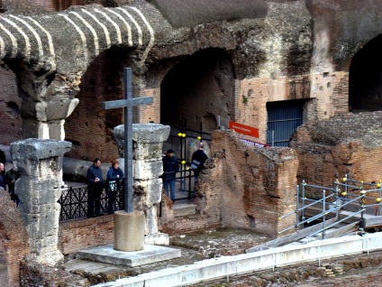 Colosseum - locul antic al execuțiilor, luptelor și misticismului