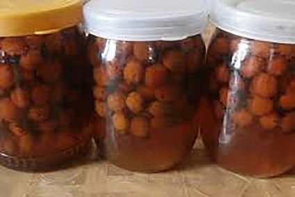 Kompót Hawthorn télen - ital receptek ananász, alma, narancs, haszon és kár
