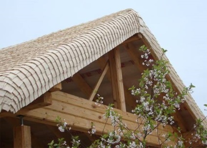 Покрівельна дранка на дах з модрини, найдетальніше фото відео