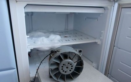 Gheață de pe spatele frigiderului de ce intenția din interior se formează