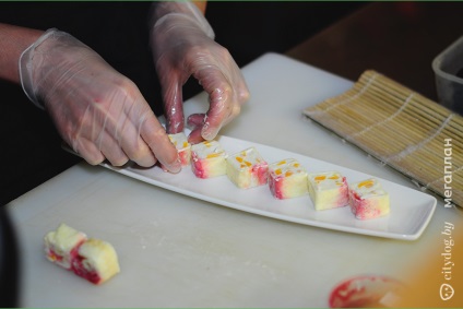 Minsk Corporation működik, mint a legnagyobb sushi házhozszállítás Fehéroroszország „evező”, Journal of (nagy) Minsk Corporation működik, mint a legnagyobb sushi házhozszállítás Fehéroroszország „evező” magazin