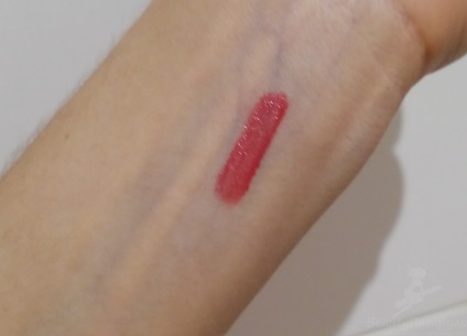 Vélemény szájfény Rouge Dior brillant egy szép árnyalatú 844