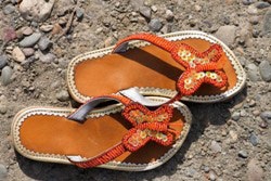 Flip flops de modă erau pantofi dăunători