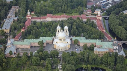Puterea lui Nicolae Lucrătorul de Minuni din Sankt-Petersburg cum să ajungi acolo, cât de mult să stai, dacă să iei copiii care nu pot merge