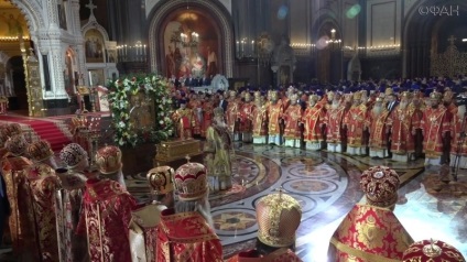 Мощі Миколая чудотворця в Петербурзі як потрапити, скільки стояти, чи брати дітей, кому не можна йти